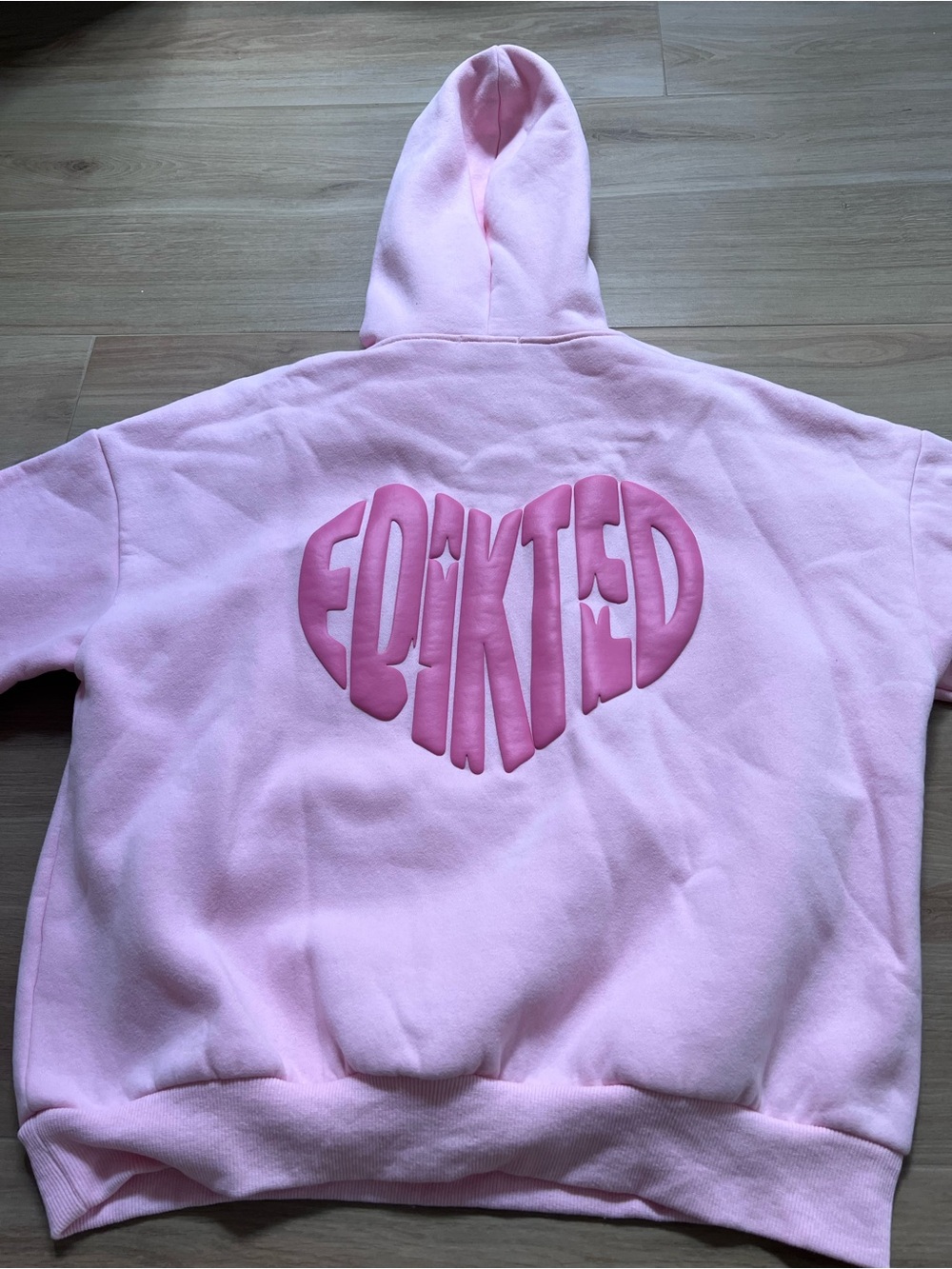 EDIKTED “MAJOR LOVE” Pink Hoodie — Size Small - Picture 11 of 14
